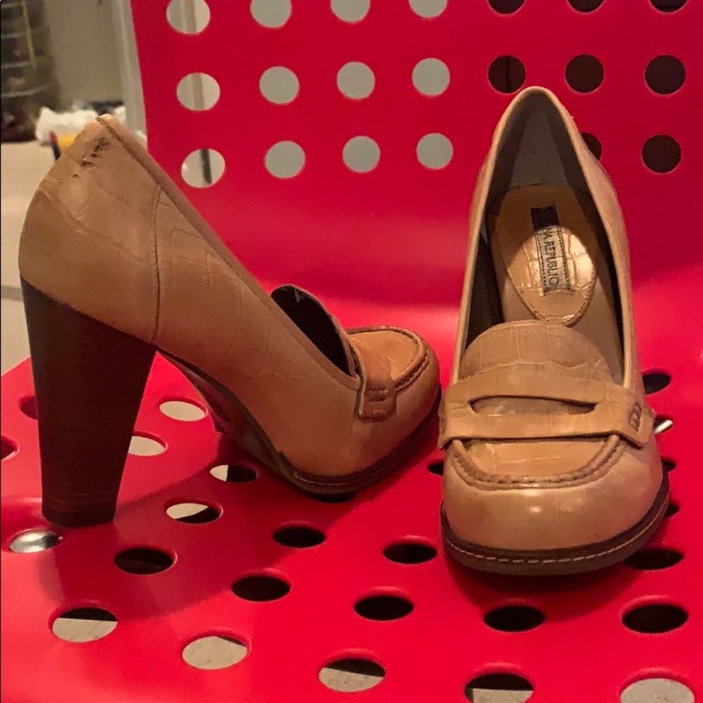 Banana Republic Penny Loafer Heels
